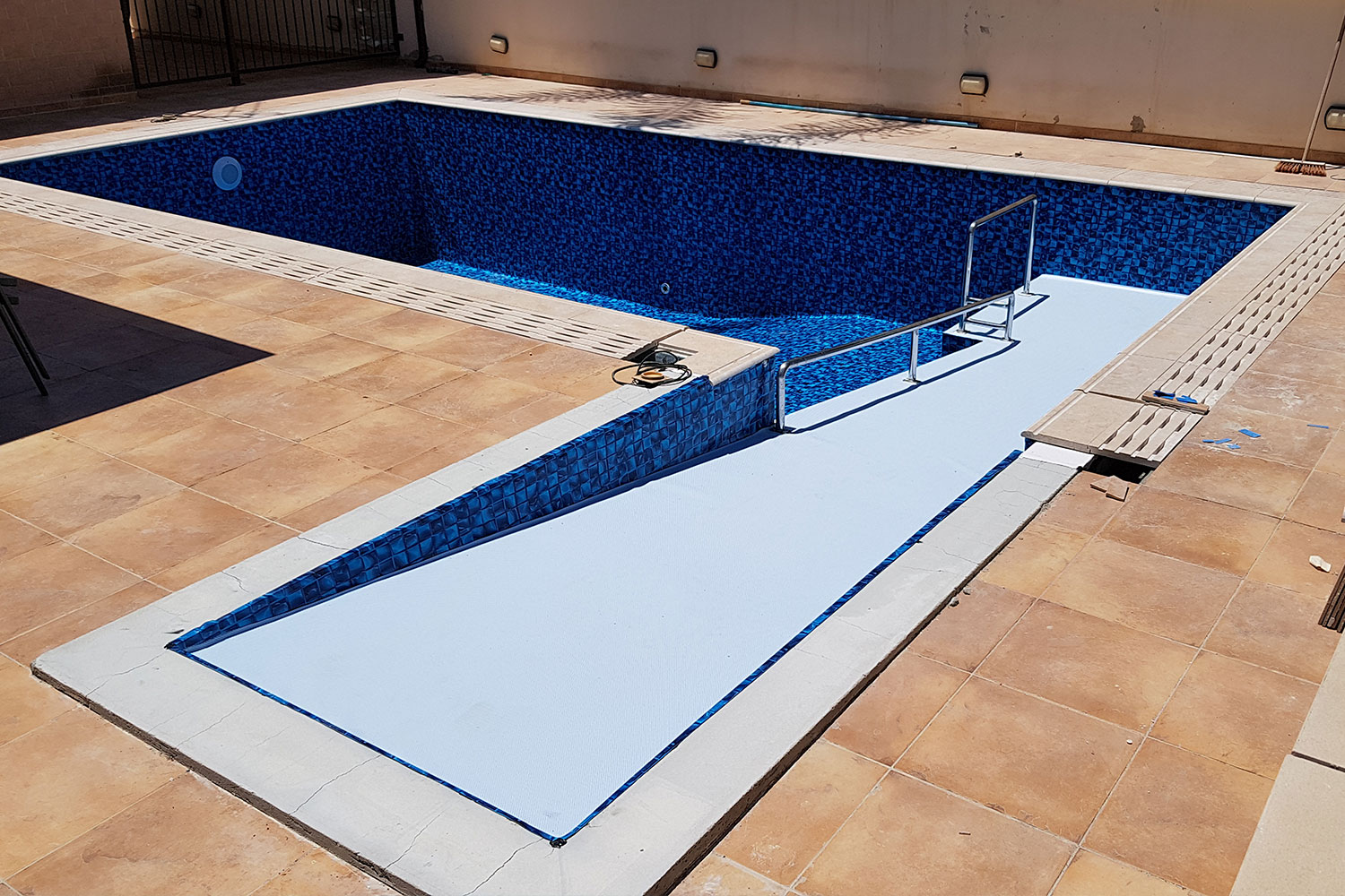 pool-stair-type-2
